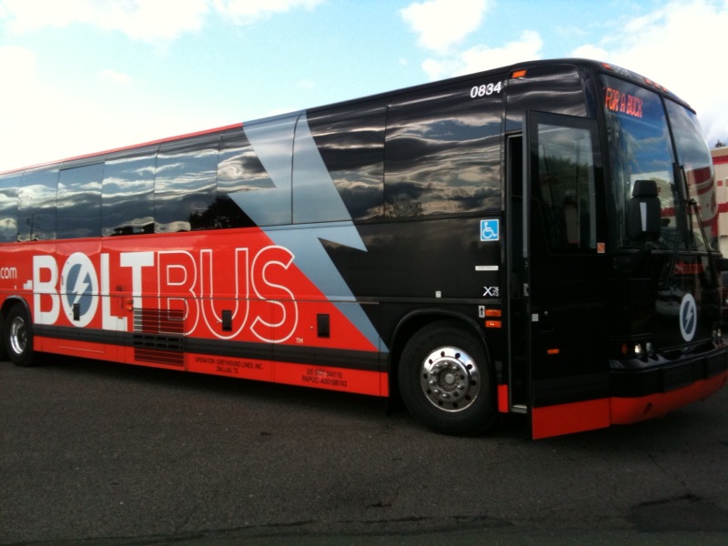 Bolt Bus. 생각보다 버스가 괜찮습니다. 