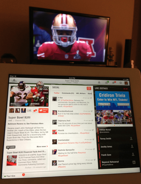 테스트삼아 써본 Zeebox라는 앱. TV 컴패니언앱. 보는 프로그램 관련 정보를 실시간으로 제공하며 관련 트윗도 보여준다.