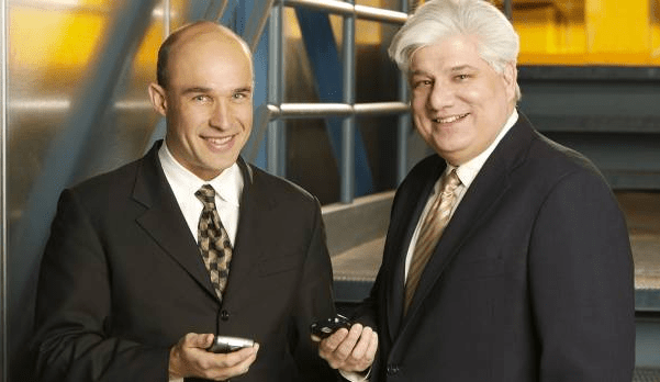 짐 발실리(왼쪽), 마이크 라자리디스.