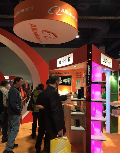 심지어 알리바바부스에 전시하고 있는 업체들도 알리바바의 지원은 커녕 "알리바바에 돈 내고 여기 전시하는 것이다"라고 말했다.