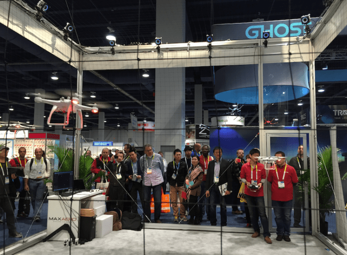 DJI의 부스는 CES에서도 큰 인기였다.